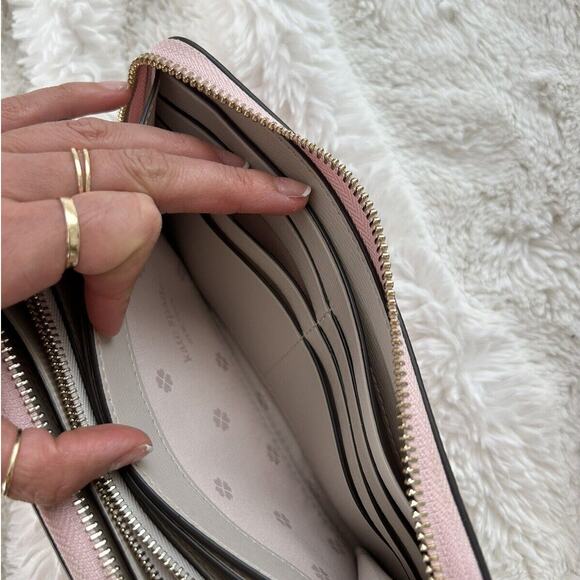 Kate Spade Round Zipper‎ Pink Leather Wallet - Picture 3 of 6